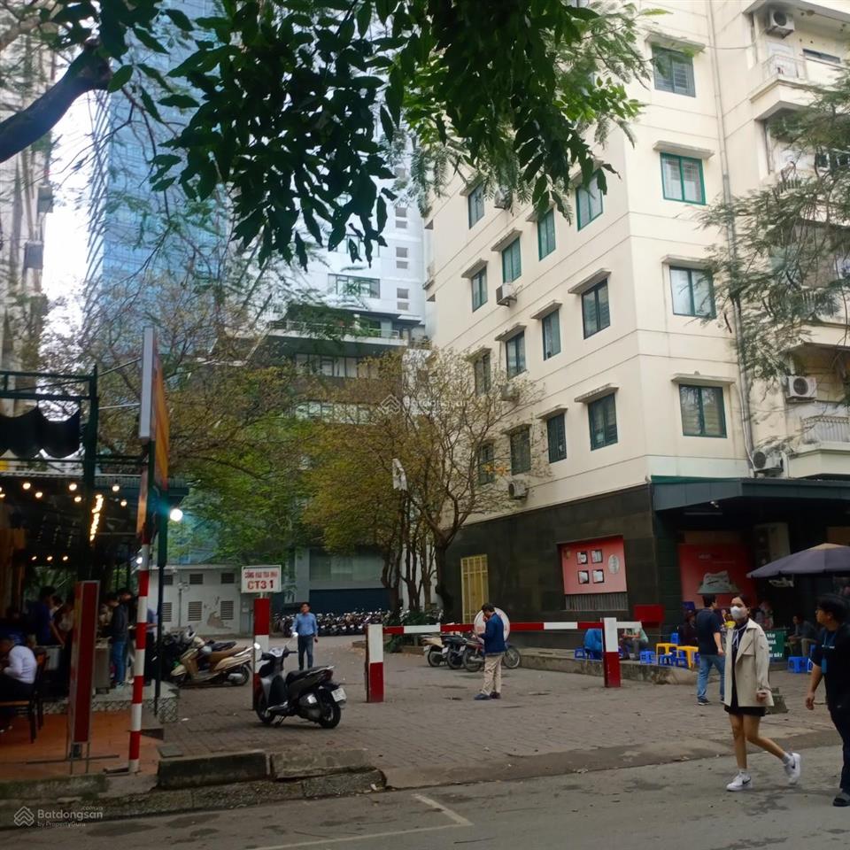 Cho thuê bt kđt mễ trì hạ, nam từ liêm, dt 220m2, mặt tiền 10m, 4 tầng, ô tô đỗ cửa 24/24, 50tr/th