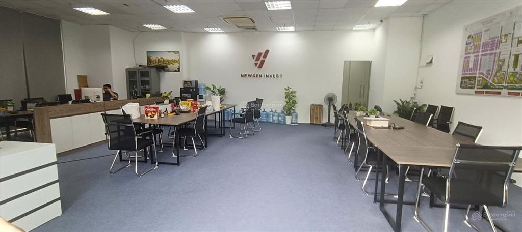 Bán mb chân đế chung cư toà vinata tower, cạnh tòa thăng long number one, dt 122,4m2, thông sàn