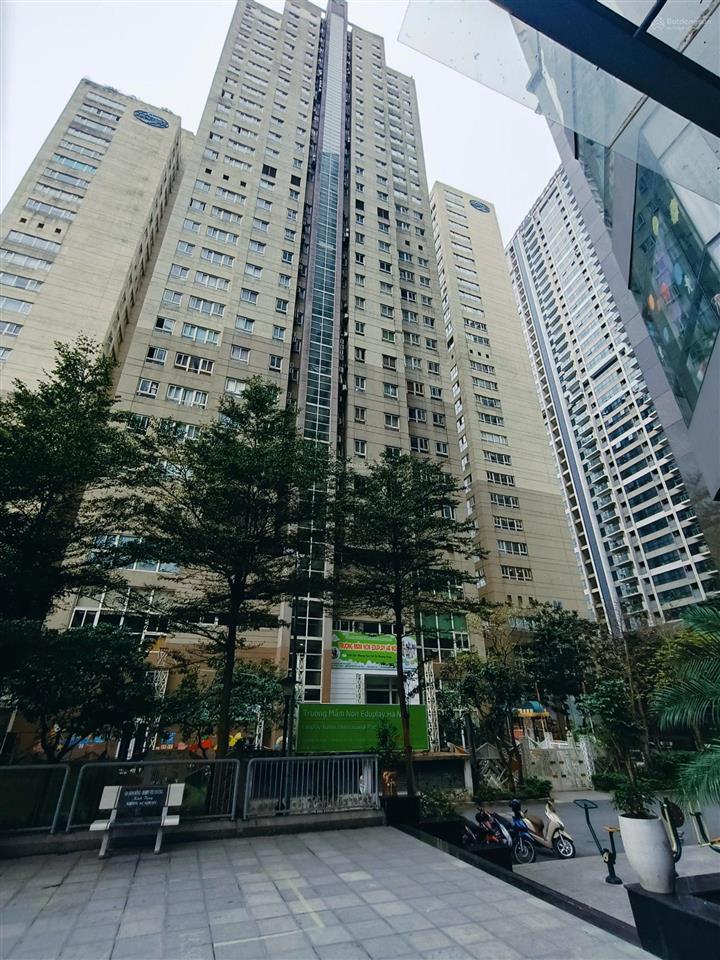 Bán mb chân đế chung cư toà vinata tower, cạnh tòa thăng long number one, dt 122,4m2, thông sàn