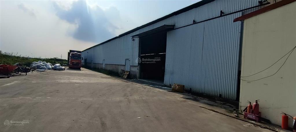 Cho thuê kho xưởng mặt đường ql21b, thanh oai 2000m21k, điện 3fa, xuất vat, xe công, bảo vệ. 70k/m