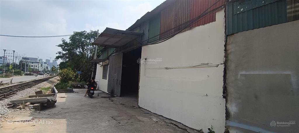 Cho thuê kho xưởng đường la phù, an khánh, dt 260m2, xuất vat, điện 3 pha, xe 10 tấn, 60k/m