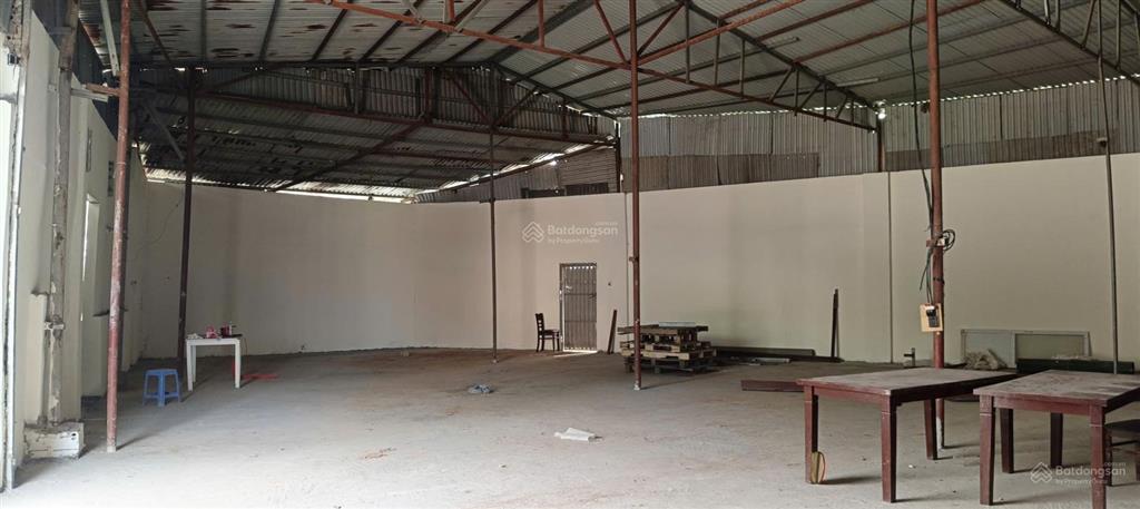 Cho thuê kho xưởng đường la phù, an khánh, dt 260m2, xuất vat, điện 3 pha, xe 10 tấn, 60k/m