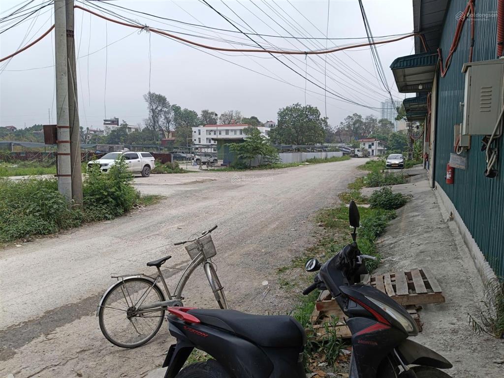 Cho thuê kho đường thụy phương, bắc từ liêm, dt 400m2, điện 3fa, xuất vat, xe công, bảo vệ. 80k/m2