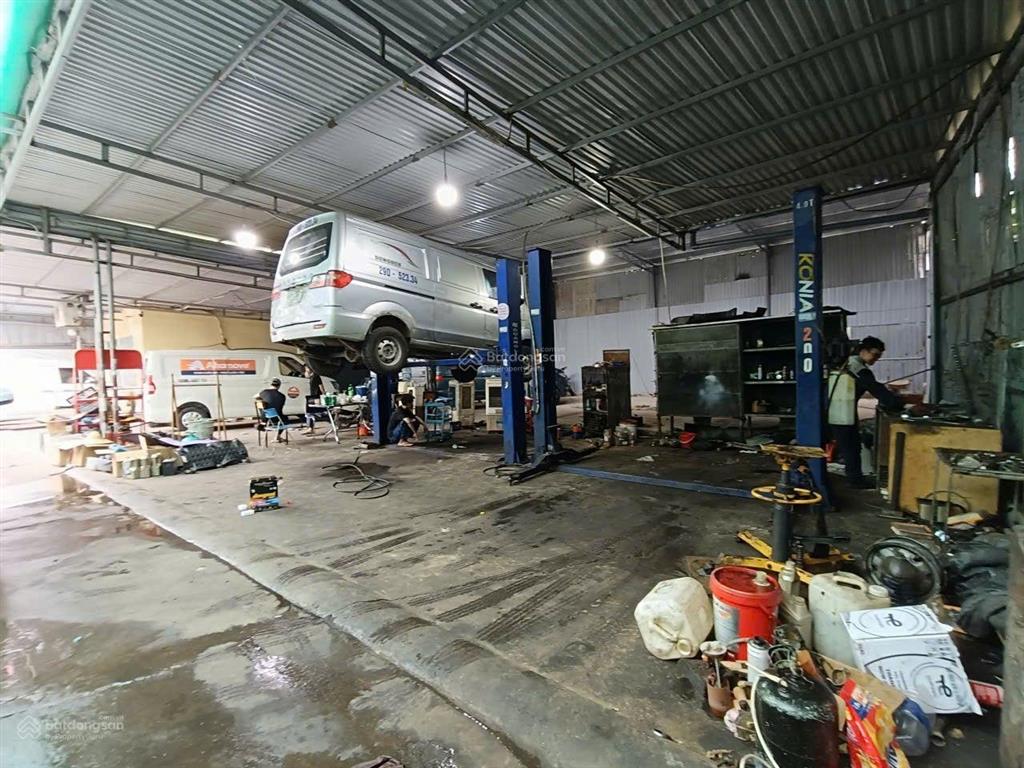 Cho thuê kho xưởng đường vườn cam, phú đô, từ liêm 700m2, điện 3 pha, xe 10 tấn, xuất vat, 55 triệu
