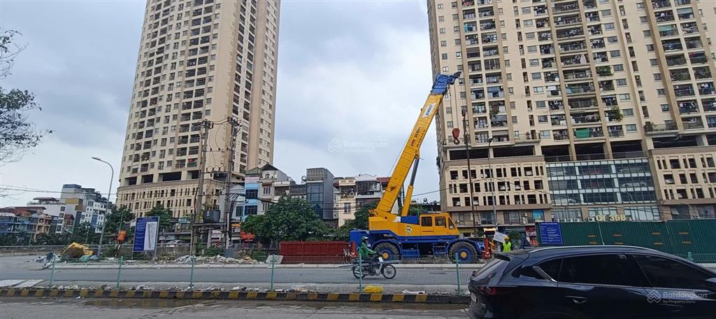 Cho thuê kho xưởng mặt đường nguyễn cảnh dị, dt đất 88m2, dt sử dụng 350m2, mt 6m, 16tr/tháng