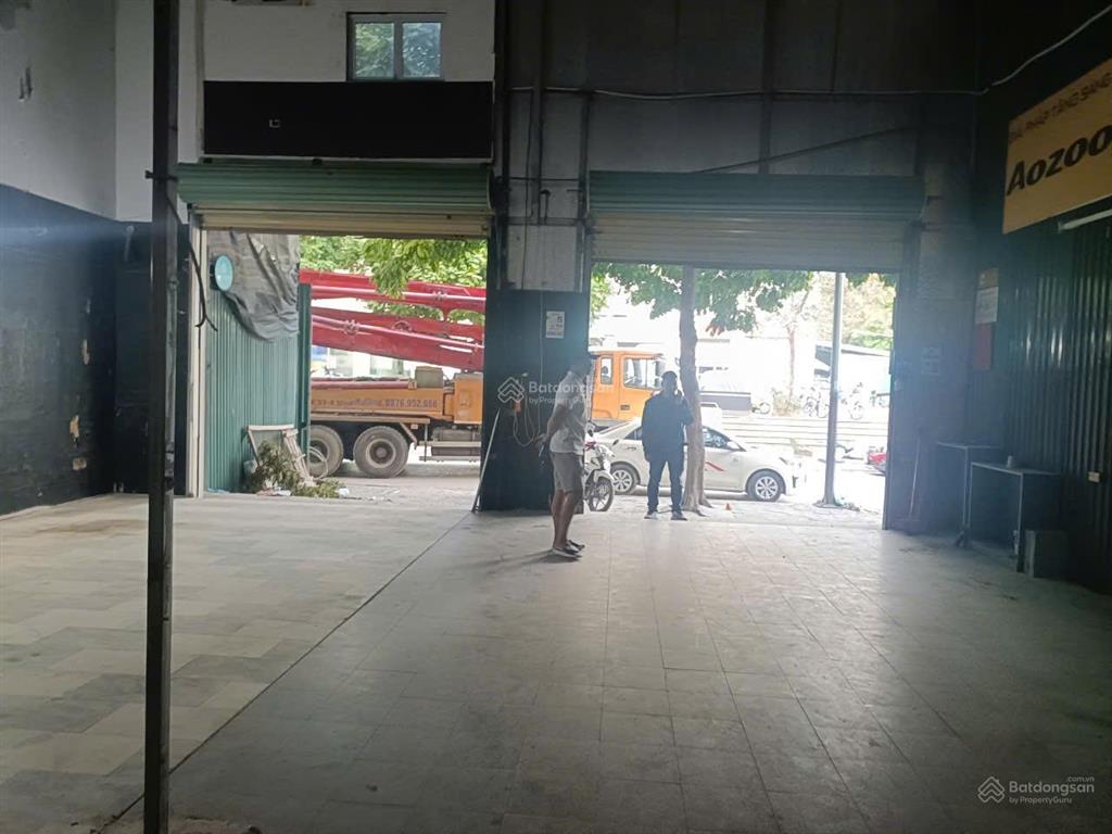 Cho thuê kho xưởng đường cương kiên, kđt vinaconex 3 trung văn, dt 170m2, mặt tiền 10m, xe công vào