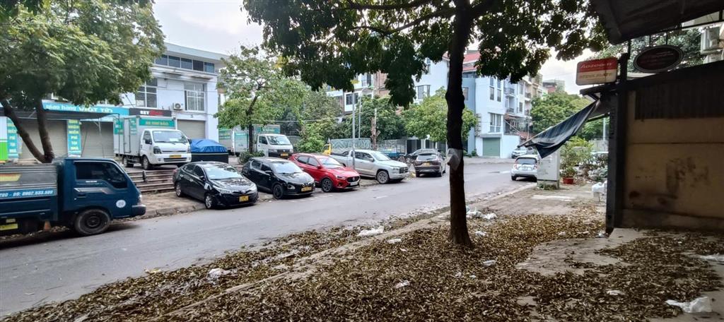 Cho thuê kho xưởng đường cương kiên, kđt vinaconex 3 trung văn, dt 170m2, mặt tiền 10m, xe công vào