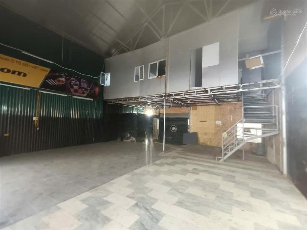 Cho thuê kho xưởng đường cương kiên, kđt vinaconex 3 trung văn, dt 170m2, mặt tiền 10m, xe công vào