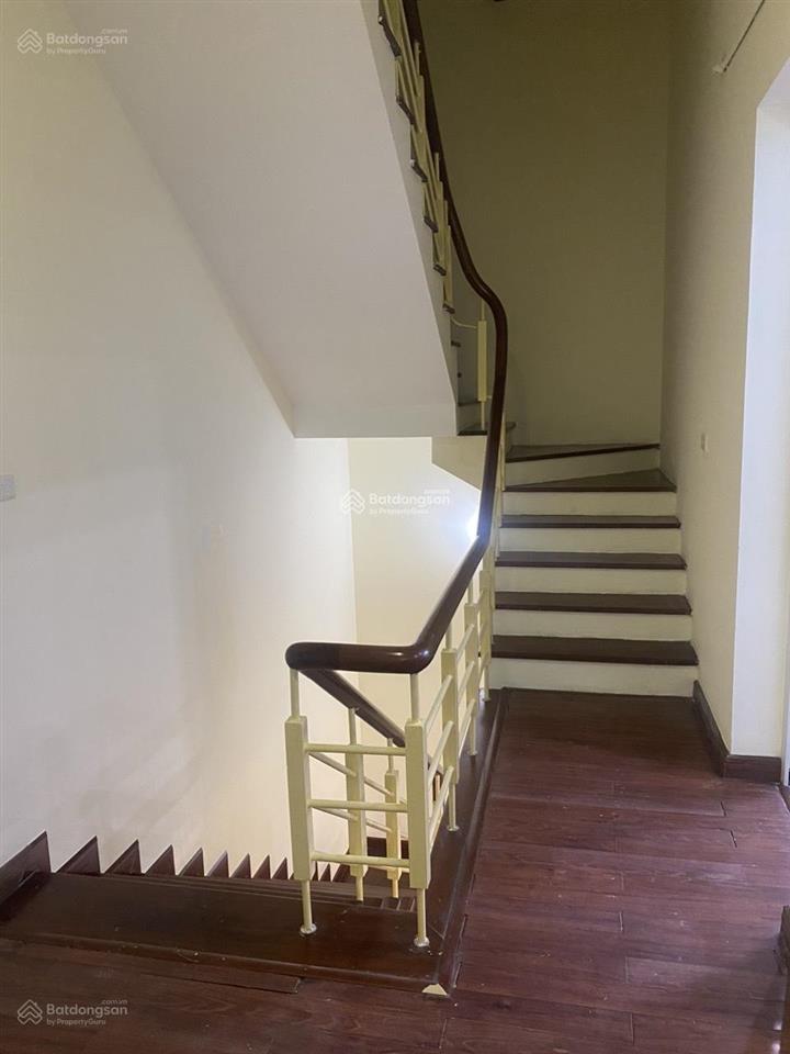 Cho thuê biệt thự đường thiên hiền, mỹ đình 1 căn góc 2 mặt tiền siêu đẹp, dt 145m2, 40triệu