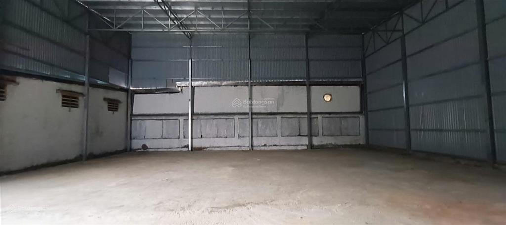 Cho thuê kho xưởng kcn phú minh, trại gà, phú diễn dt 260m2 điện 3 pha, xe công đỗ cửa, bảo vệ 24/7