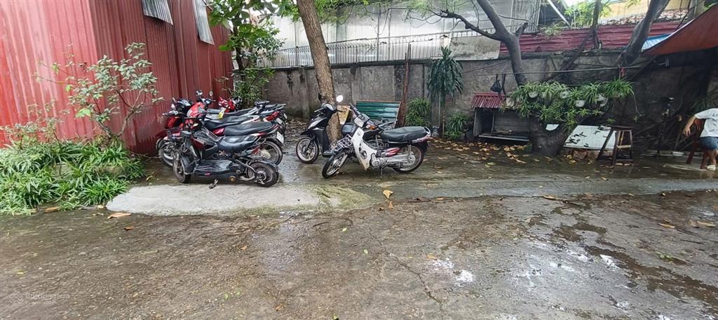 Cho thuê kho xưởng kcn phú minh, trại gà, phú diễn dt 260m2 điện 3 pha, xe công đỗ cửa, bảo vệ 24/7