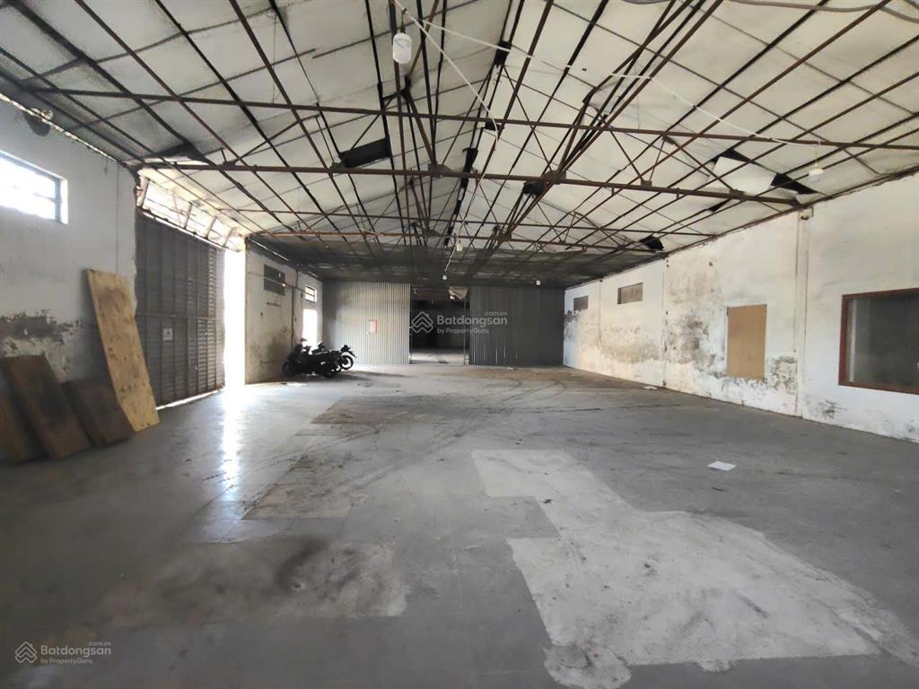 Cho thuê kho xưởng đường thịnh liệt, hoàng mai, dt 400m², xe công vào, xuất vat, bảo vệ, pccc