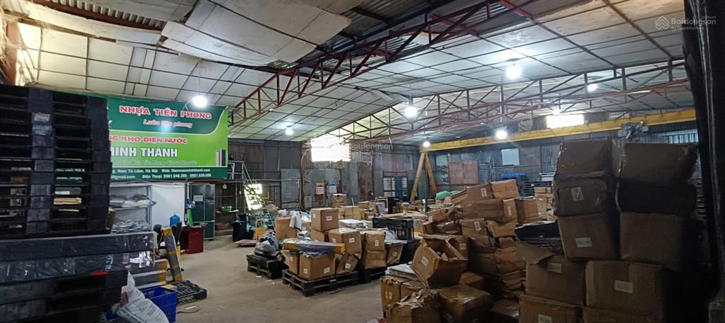 Cho thuê kho xưởng mặt đường hữu hưng, đại mỗ, dt 450m2, mái tôn chống nóng, điện 3 fa, xe công vào