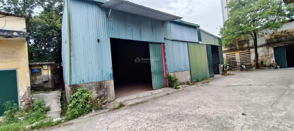 Cho thuê kho xưởng đường thịnh liệt, hoàng mai, dt 280m2, xe công vào, xuất vat, bảo vệ