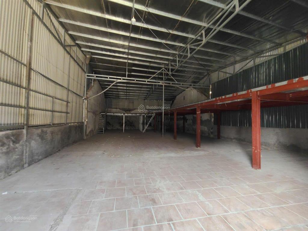 Cho thuê kho xưởng đường thịnh liệt, hoàng mai, dt 280m2, xe công vào, xuất vat, bảo vệ