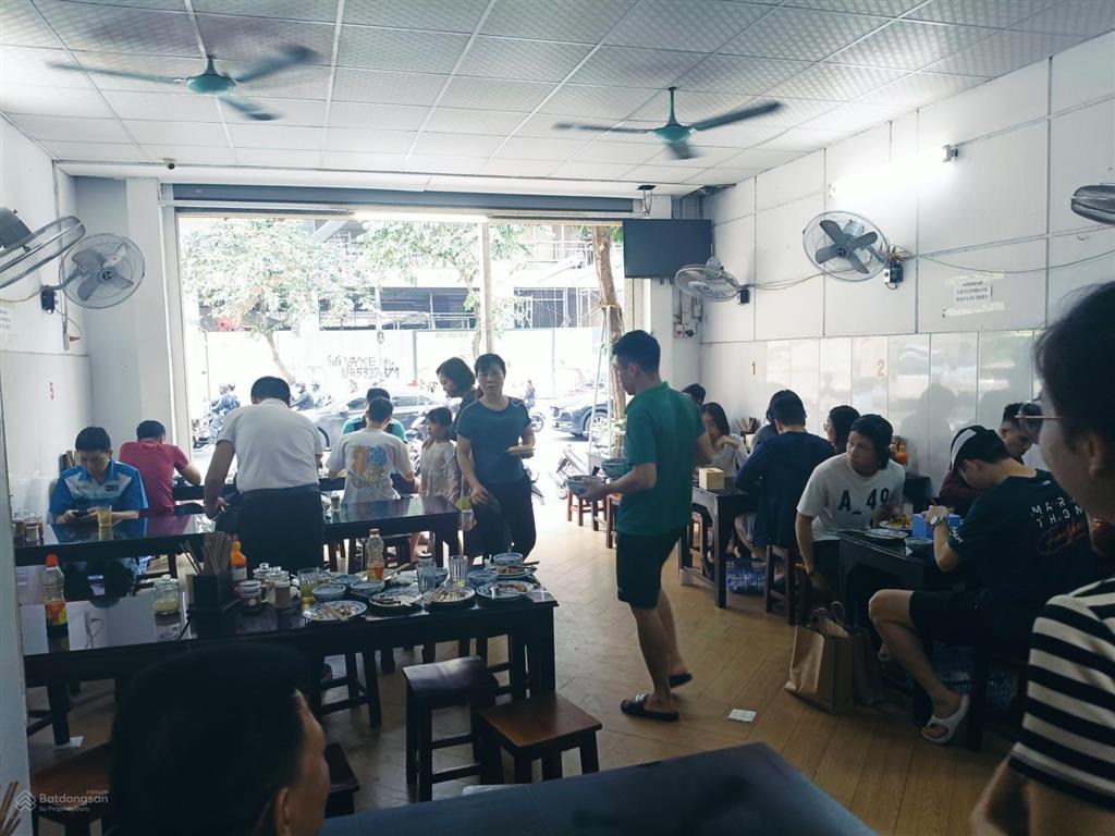 Cho thuê nhà 5 tầng 1 hầm dt 90m2 mặt phố nguyễn tuân, mặt tiền 7m, thông sàn 76 triệu