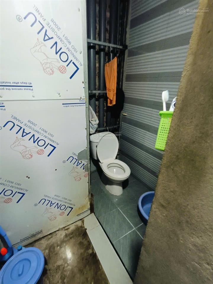 Cho thuê nhà 5 tầng 1 hầm dt 90m2 mặt phố nguyễn tuân, mặt tiền 7m, thông sàn 76 triệu
