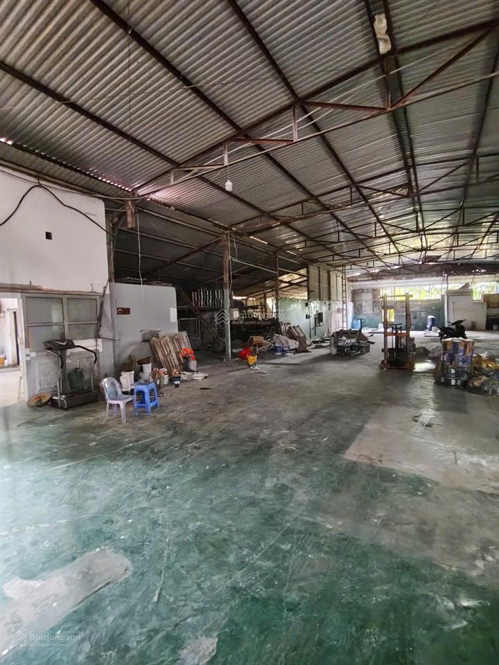 Cho thuê kho xưởng đường sa đôi, đại mỗ 680m2 điện 3fa, nước sạch, xe tải 10t đỗ cửa, 80nghìn/m2/th