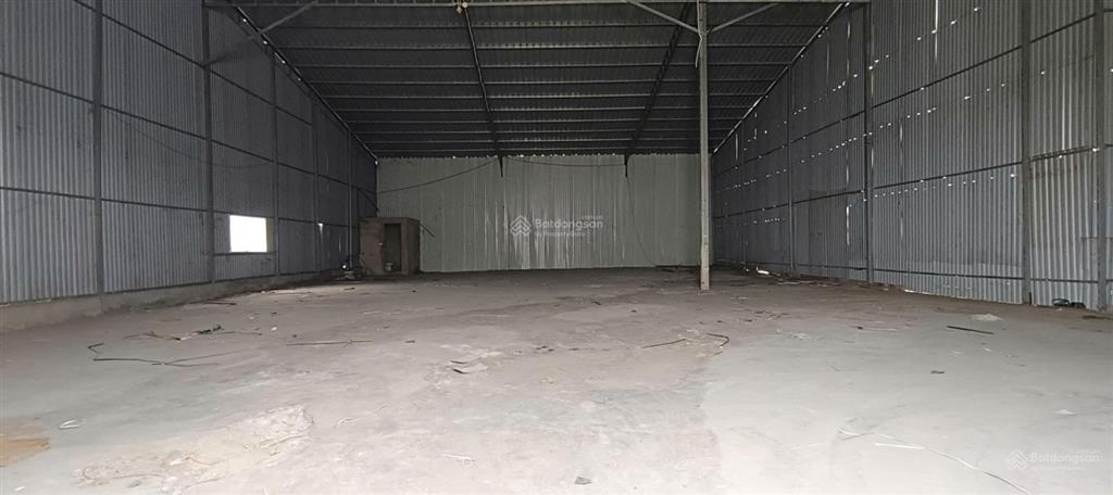 Cho thuê kho đường thụy phương, bắc từ liêm, dt 700m2, điện 3fa, xuất vat, xe công, bảo vệ. 75k/m2