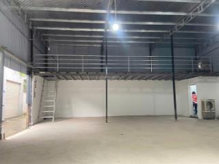 Cho thuê kho xưởng đường sa đôi, đại mỗ, dt150m, mặt tiền 12m, tôn xốp, xe tải 5t đỗ cửa 11tr/th