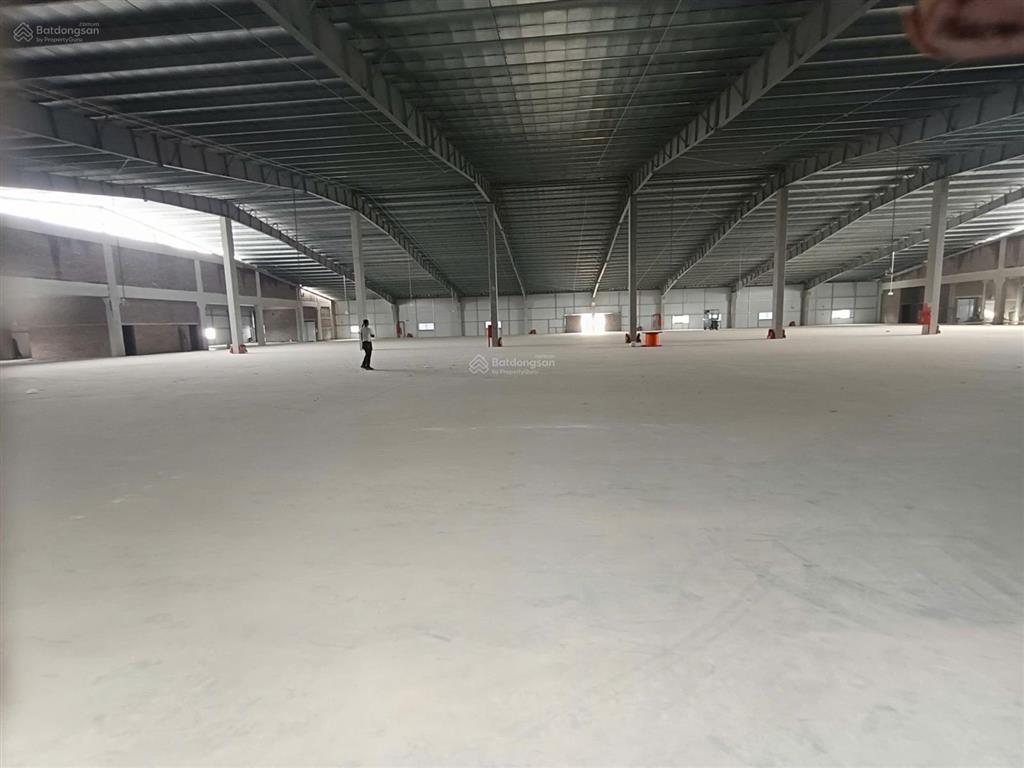Cho thuê kho xưởng kcn quang minh, mê linh, dt 12000m2, pccc tự động, xe công vào, xuất vat, bảo vệ
