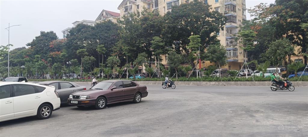 Ct kho xưởng mặt đường vành đai 2.5, p định công, dt 275m, điện 3 pha, xuất vat, (có tách lẻ)