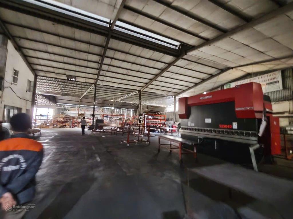 Ct kho đường đại lộ thăng long, ngay cầu vượt an khánh, dt 2130m2, xuất vat, pccc, bảo vệ, xe công