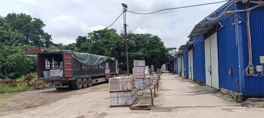 Cho thuê kho xưởng đường 72 an khánh, 312m2, xe công vào, xuất vat, điện 3 pha, bảo vệ, 85 nghìn/m2