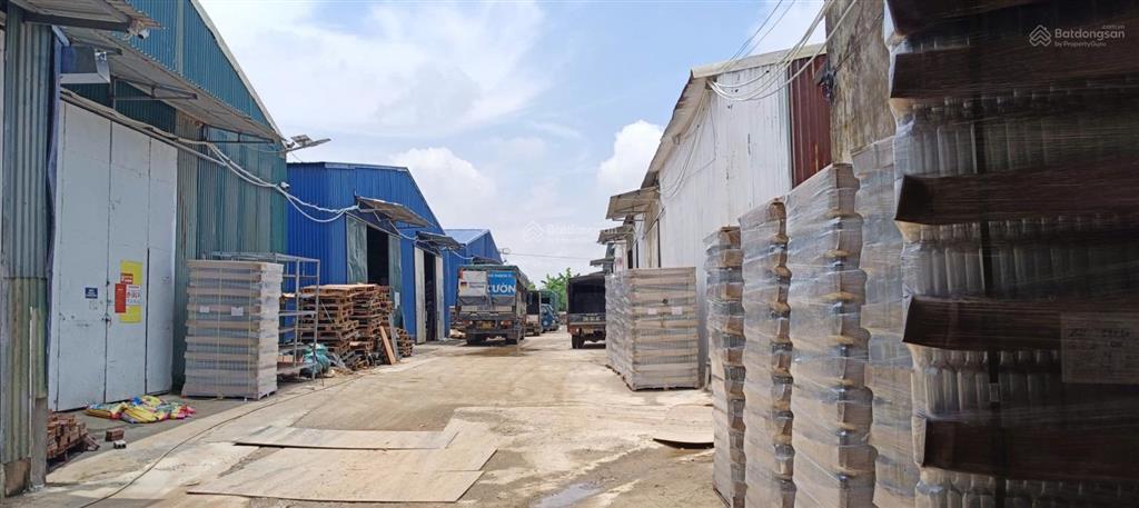 Cho thuê kho xưởng đường 72 an khánh, 312m2, xe công vào, xuất vat, điện 3 pha, bảo vệ, 85 nghìn/m2