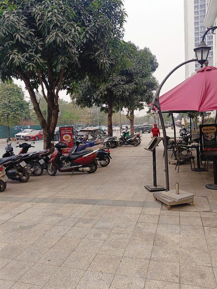 Cho thuê nhà vinhomes green bay, mặt đường lương thế vinh, mễ trì, dt 96m, 4 tầng 1 hầm, thang máy