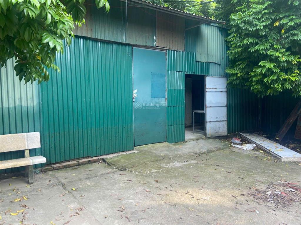 Cho thuê kho đường hồng đôphú đô, dt 250m2, điện 3fa, xe 10t (sau svđ mỹ đình), p từ liêm 16tr/th