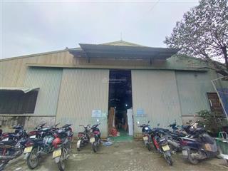 Cho thuê kho xưởng đường 70, miêu nha, xuân phương, dt 550m, xe công, vat, điện 3fa, bảo vệ, 80k/m