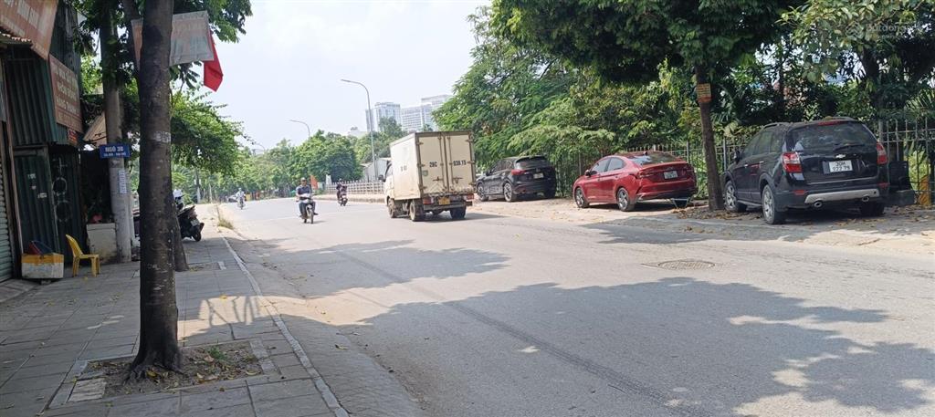 Cho thuê kho xưởng đường sa đôi, đại mỗ, dt 400m2, điện 3 pha, xe 10t đỗ cửa, xuất vat