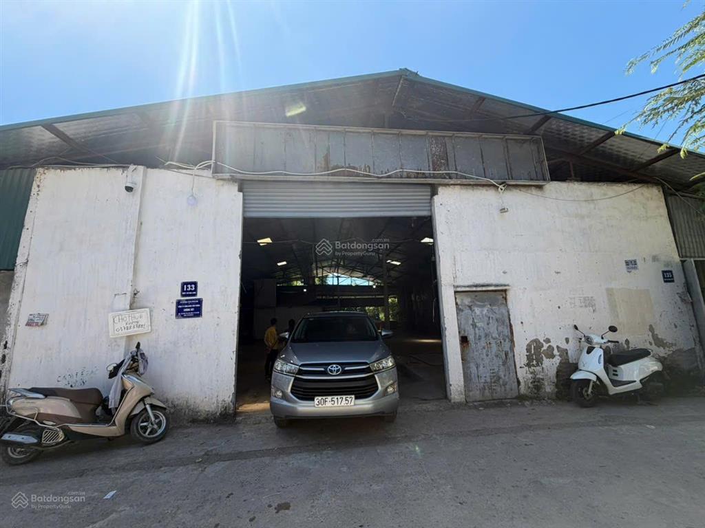 Cho thuê kho xưởng đường sa đôi, đại mỗ, dt 400m2, điện 3 pha, xe 10t đỗ cửa, xuất vat