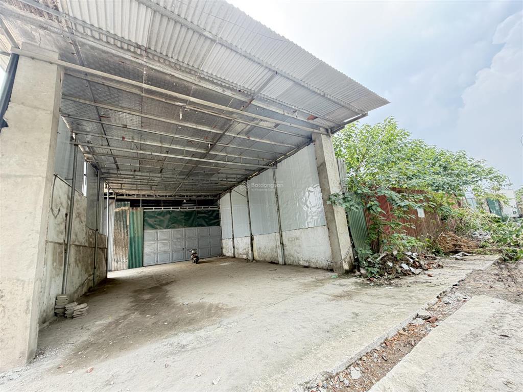 Kho xưởng km13 đường đại lộ thăng long, an khánh, dt 700m, xe công đỗ cửa 24/24, điện 3 pha, 30tr