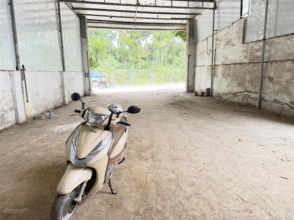 Kho xưởng km13 đường đại lộ thăng long, an khánh, dt 700m, xe công đỗ cửa 24/24, điện 3 pha, 30tr