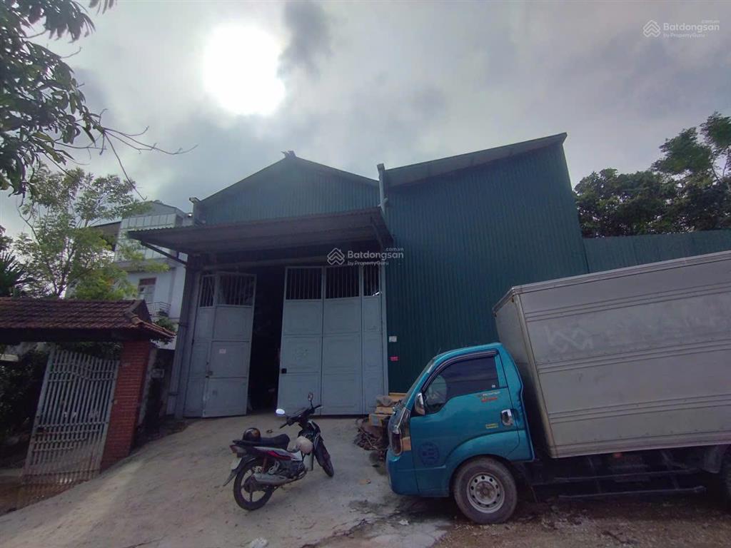 Cho thuê kho xưởng đường đại lộ thăng long, vân côn, dt 275m2, điện 3fa, xe 10t đỗ cửa 40k/m2/th