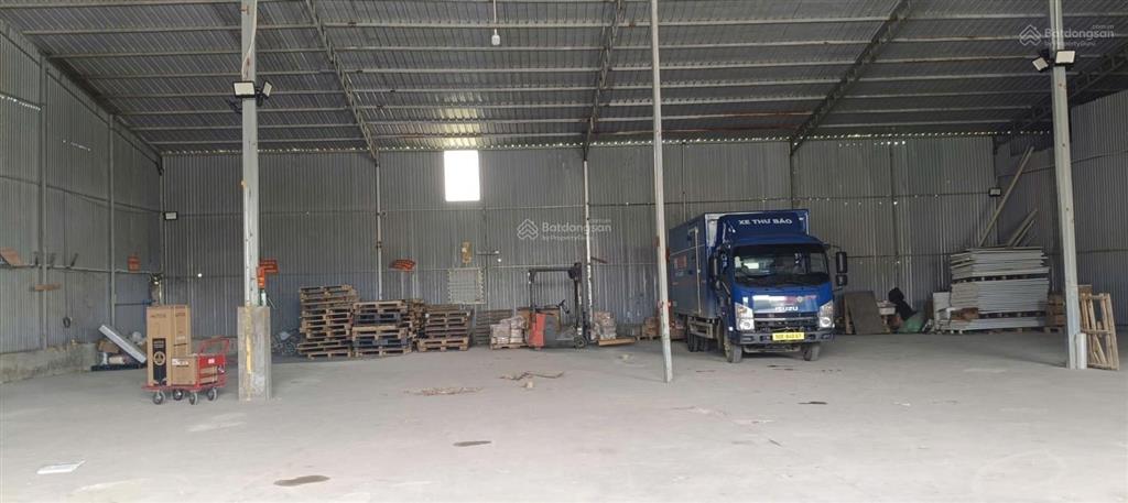 Cho thuê kho đường thụy phương, bắc từ liêm, dt 600m2, điện 3fa, xuất vat, xe công, bảo vệ. 75k/m2