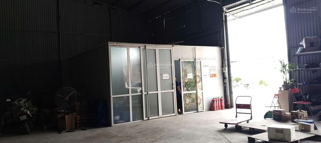 Cho thuê kho đường thụy phương, bắc từ liêm, dt 600m2, điện 3fa, xuất vat, xe công, bảo vệ. 75k/m2