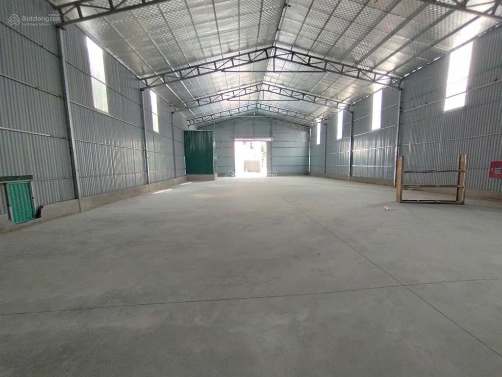 Cho thuê 730m2 kho xưởng đường 442, sơn đồng, xe công vào, xuất vat, pccc, điện 3 pha, 65k/m