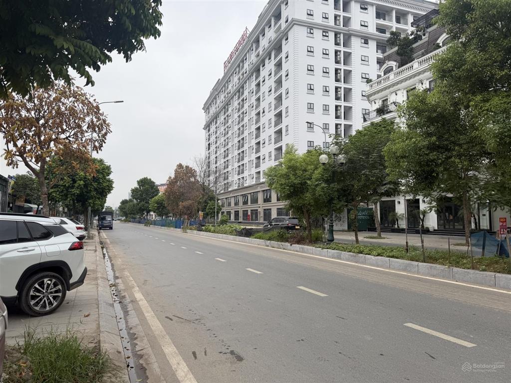 Cho thuê kho xưởng đại mỗ (đối flc đại mỗ) dt 417m2, mt 19m, vỉa hè rộng 5m, xe công, điện 3fa,