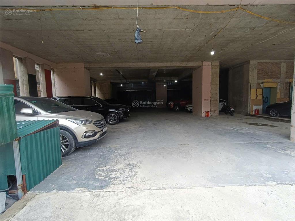 Ct chân đế tòa nhà ngã tư vạn phúc, hà đông, dt 500m2, mt 14m, xe công đỗ cửa, điện 3 pha, 30tr/th
