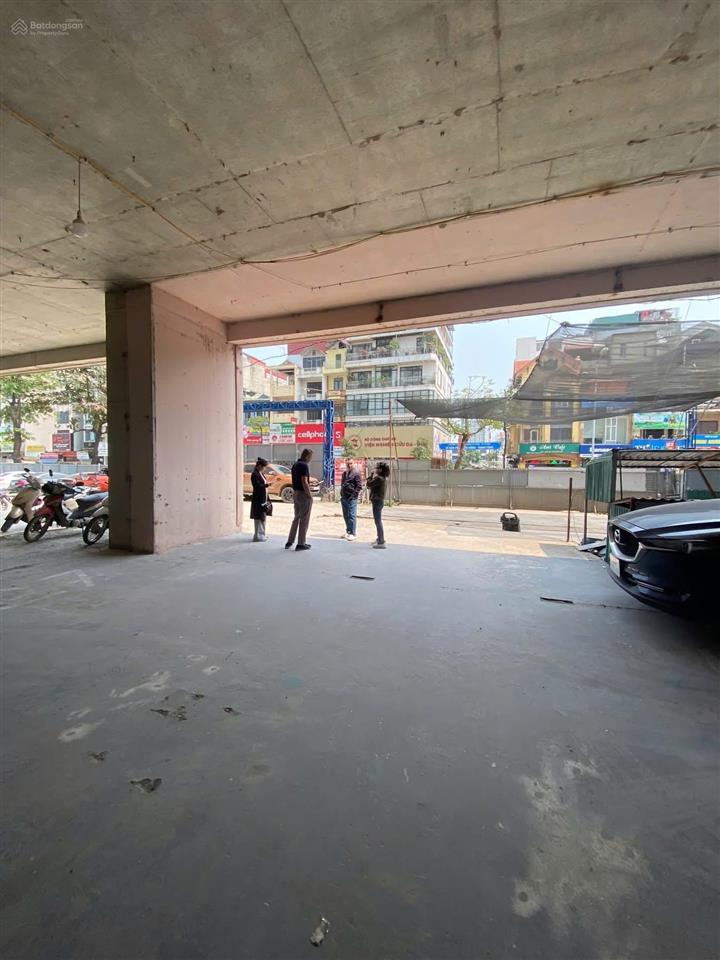 Ct chân đế tòa nhà ngã tư vạn phúc, hà đông, dt 500m2, mt 14m, xe công đỗ cửa, điện 3 pha, 30tr/th