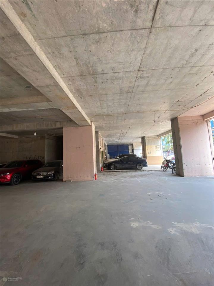 Ct chân đế tòa nhà ngã tư vạn phúc, hà đông, dt 500m2, mt 14m, xe công đỗ cửa, điện 3 pha, 30tr/th