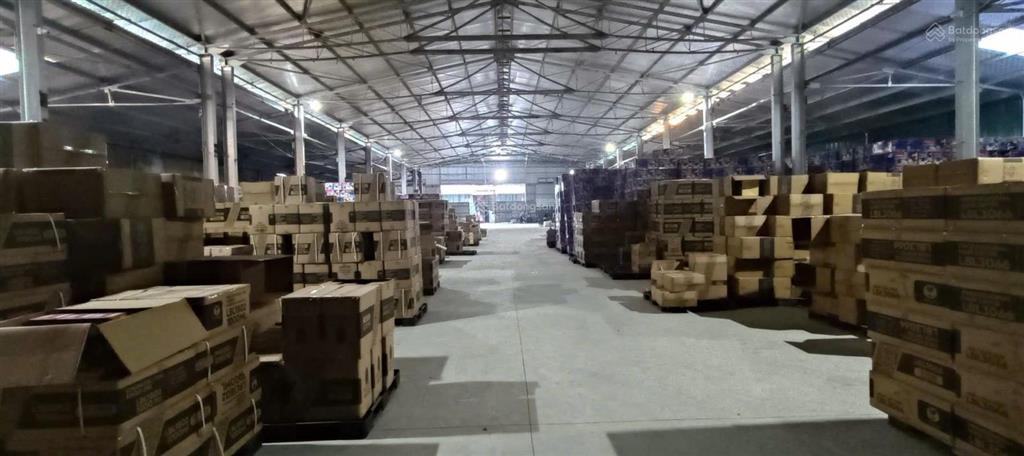 Hàng cực hiếm ở đại từ, định công, kho căn góc 2mt diện tích 1885m2, xuất vat, xe công, điện 3 pha