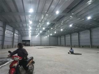 Cho thuê kho xưởng kcn quang minh, dt 3240m2, pccc, xe công, xuất vat, bảo vệ, 132k/m2 (có tách lẻ)