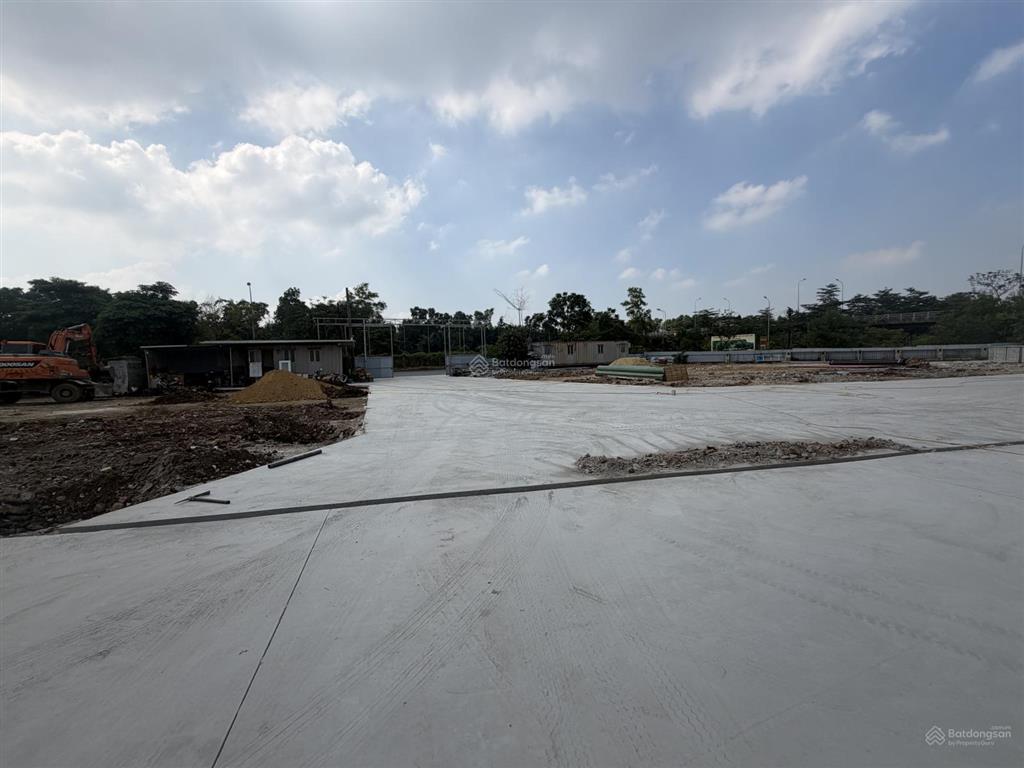 Cho thuê mb 1300m2 ccn yên sơnquốc oai, xe công, điện 3fa, xuất vat, pccc, bảo vệ, 45k/m, tách lẻ