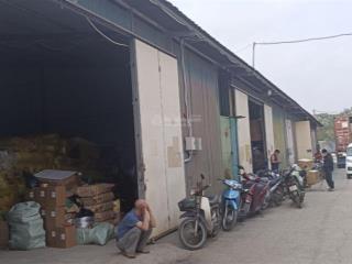 Cho thuê kho xưởng đường cầu bươu, gần viện k, dt 340m2, xuất vat, điện 3 pha, xe công vào, bảo vệ