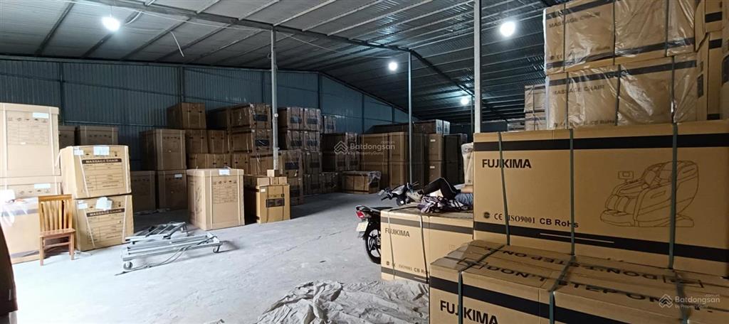 Cho thuê kho xưởng đường cầu bươu, gần viện k, dt 340m2, xuất vat, điện 3 pha, xe công vào, bảo vệ