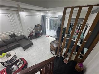 Bán nhà việt hưng  long biên 35m2  ngõ ôtô đỗ  dân trí cao  nhỉnh 7 tỷ